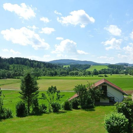 Haus Am Waldrand - Ferienwohnung Augustin غرافناو المظهر الخارجي الصورة